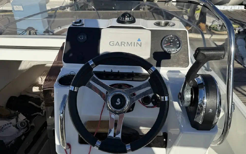 slider 7 Beneteau Flyer 6 SUNdeck