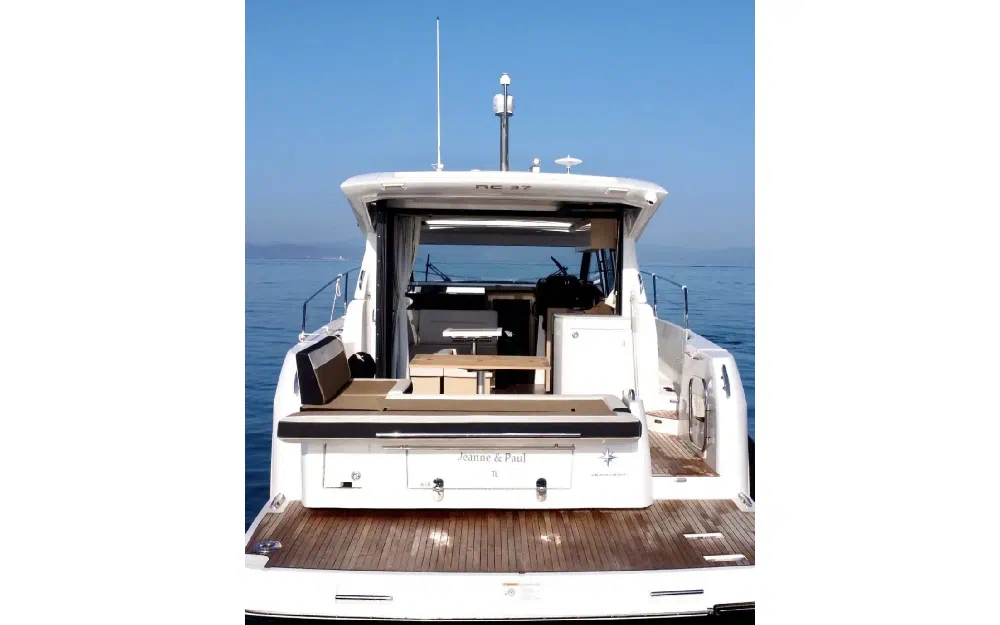 slider 0 Jeanneau NC 37