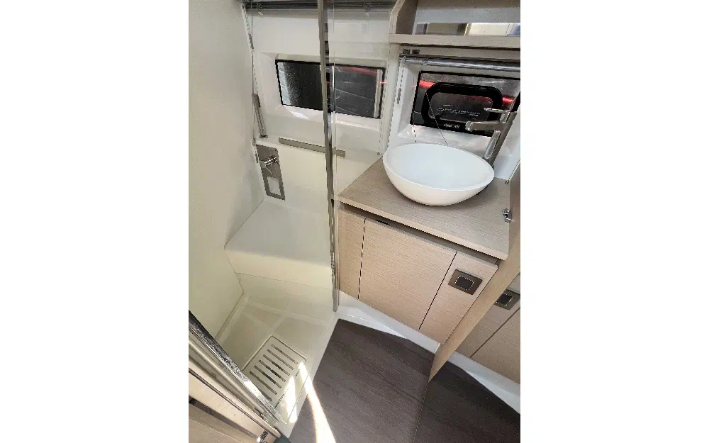 slider 5 Jeanneau NC 37