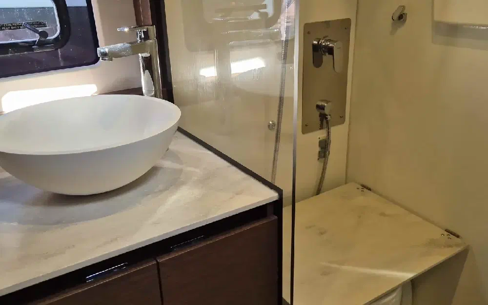 slider 14 Prestige Yachts Prestige 420 Fly