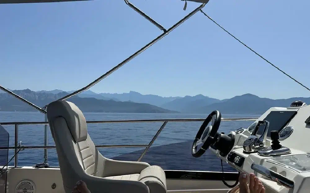 slider 19 Prestige Yachts Prestige 420 Fly