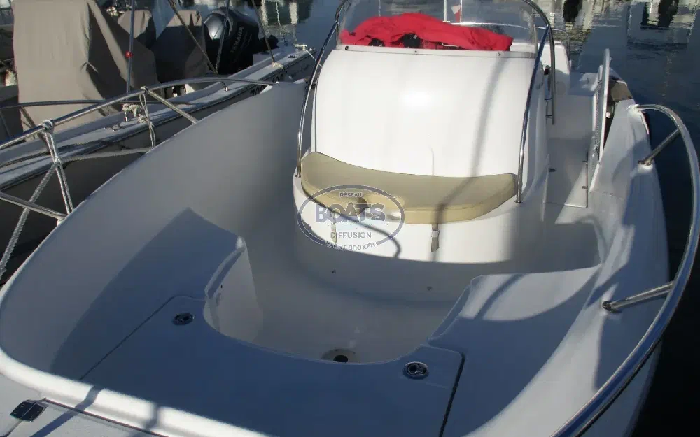 slider 11 Beneteau Flyer 650 Open