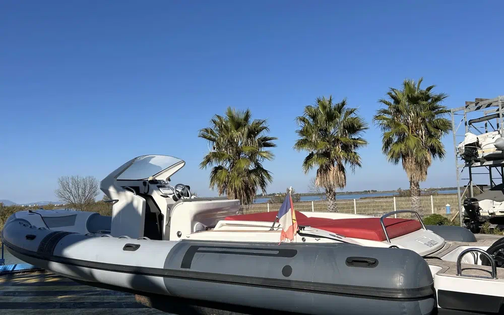 slider 4 Pirelli Pzero 880 L