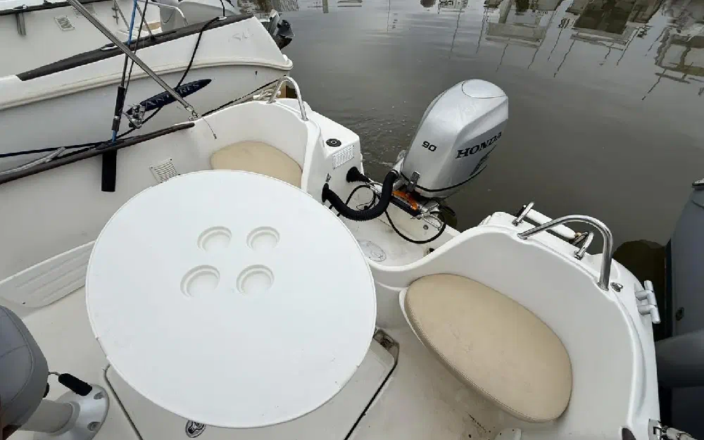 slider 12 Beneteau Flyer 550 Open