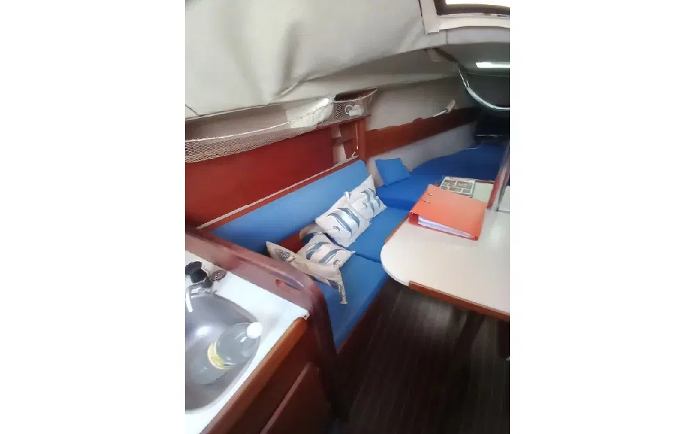 slider 9 Jeanneau Fantasia 27