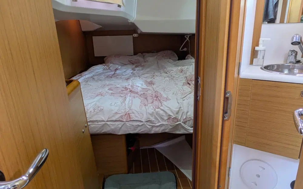 slider 12 Jeanneau Sun Odyssey 49 i