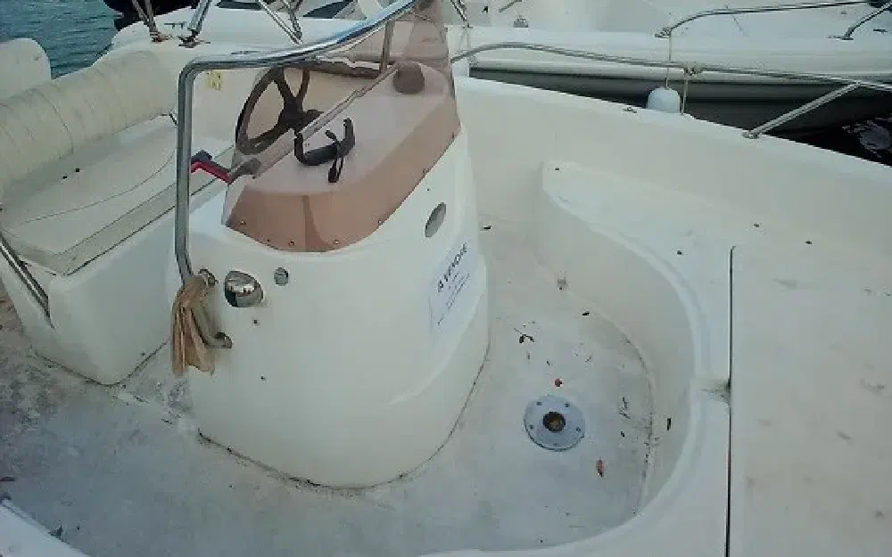 slider 2 Sessa Marine Key Largo 17