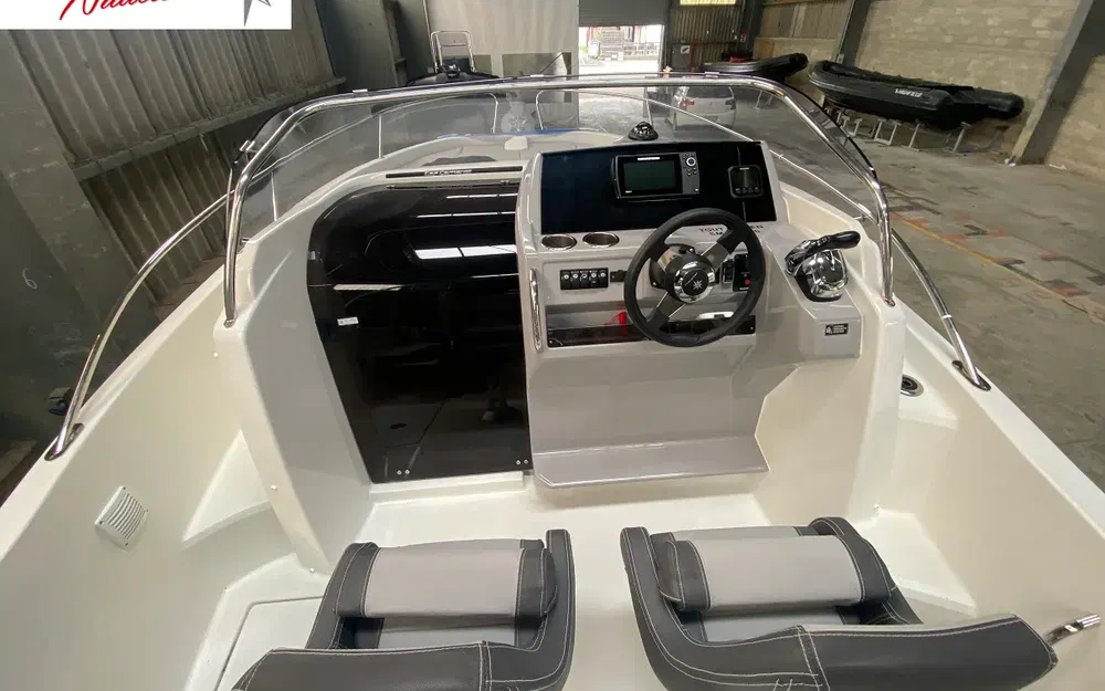 slider 9 Jeanneau Cap Camarat 6.5 WA