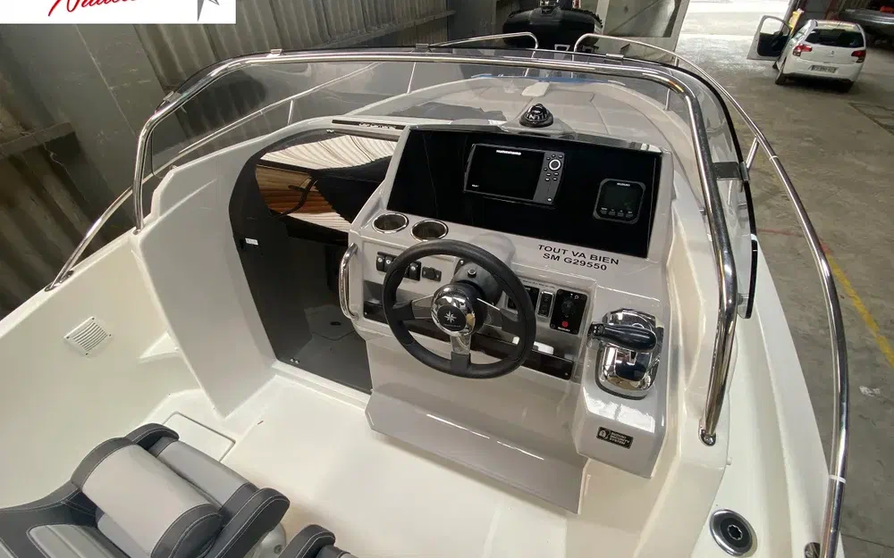 slider 4 Jeanneau Cap Camarat 6.5 WA