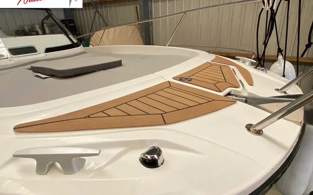 slider 7 Jeanneau Cap Camarat 7.5 WA