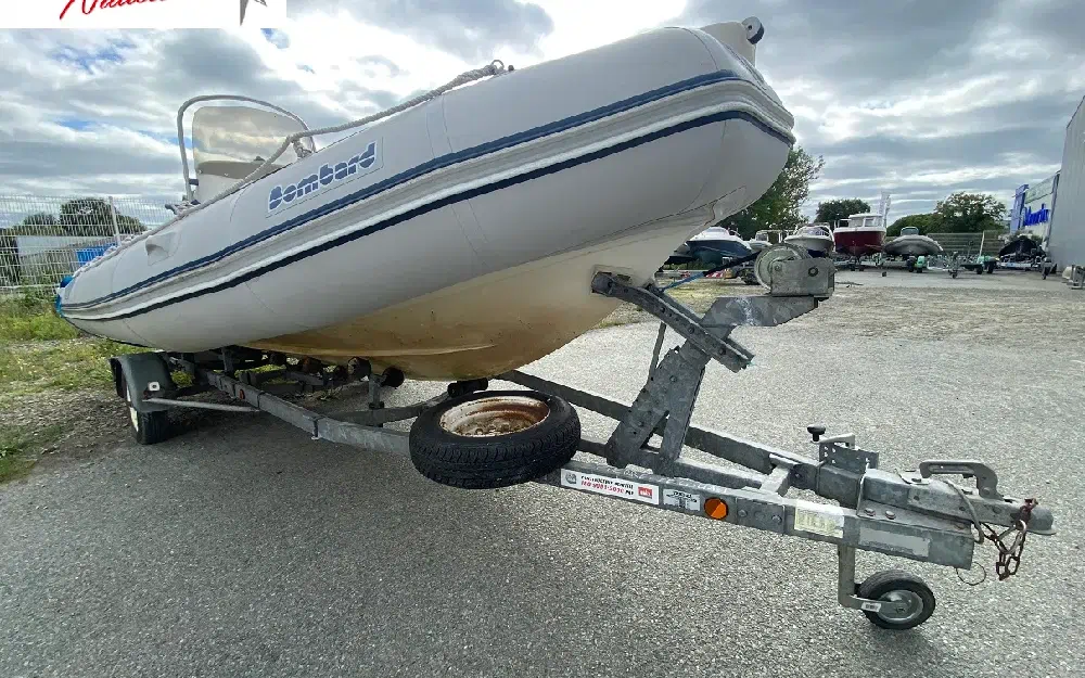 slider 7 Bombard 550 Explorer