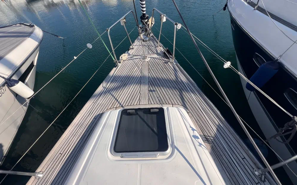 slider 3 Dufour 40 PERFORMANCE