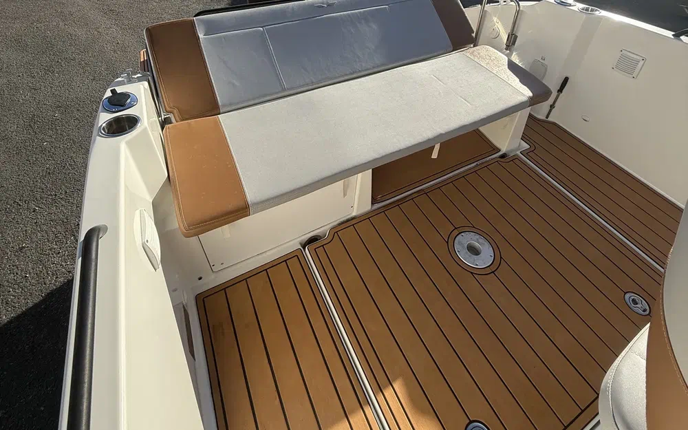 slider 4 Beneteau Flyer 7 SPACEdeck