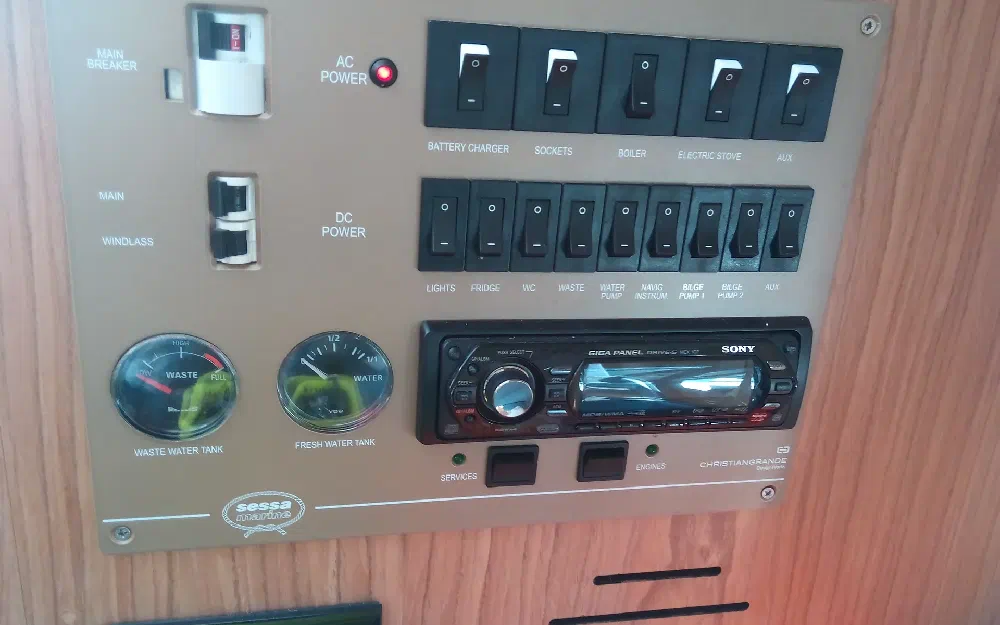 slider 13 Sessa Marine Key Largo 34