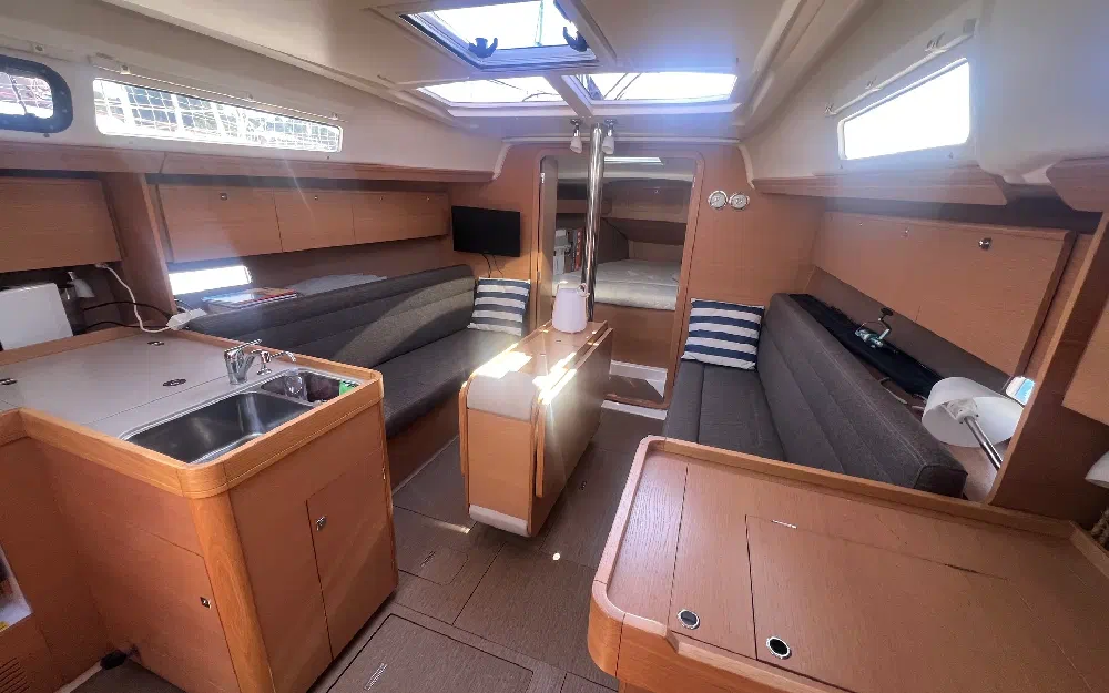 slider 28 Dufour 350Grand Large