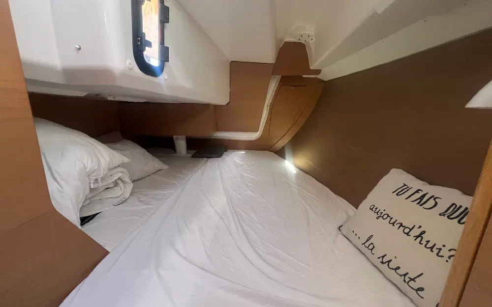 slider 31 Dufour 350Grand Large