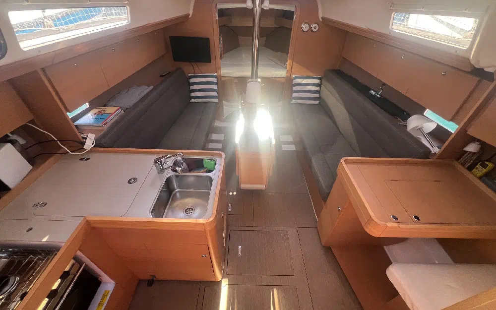 slider 48 Dufour 350Grand Large