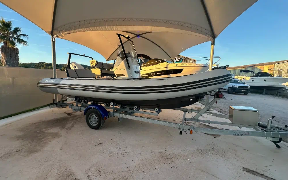 slider 5 Zodiac Pro 650 Neo