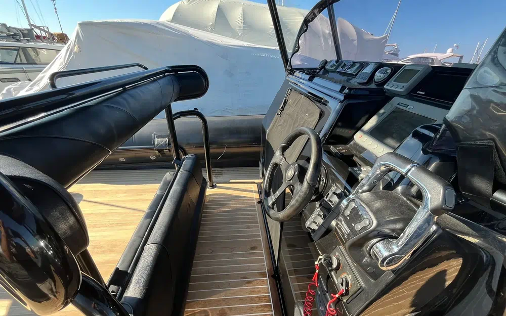 slider 7 Rayglass PROTECTOR 410 CHASE