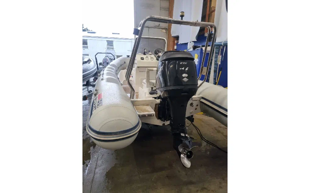 slider 3 Valiant  570 Vanguard