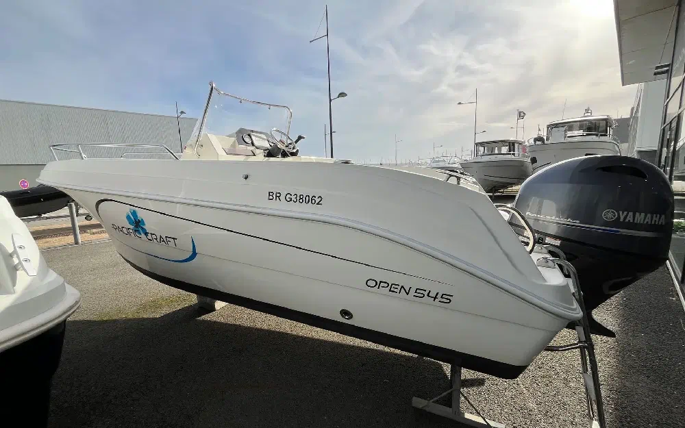 slider 12 Pacific Craft  545 Open