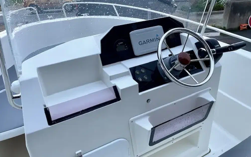 slider 15 Pacific Craft 545 Open