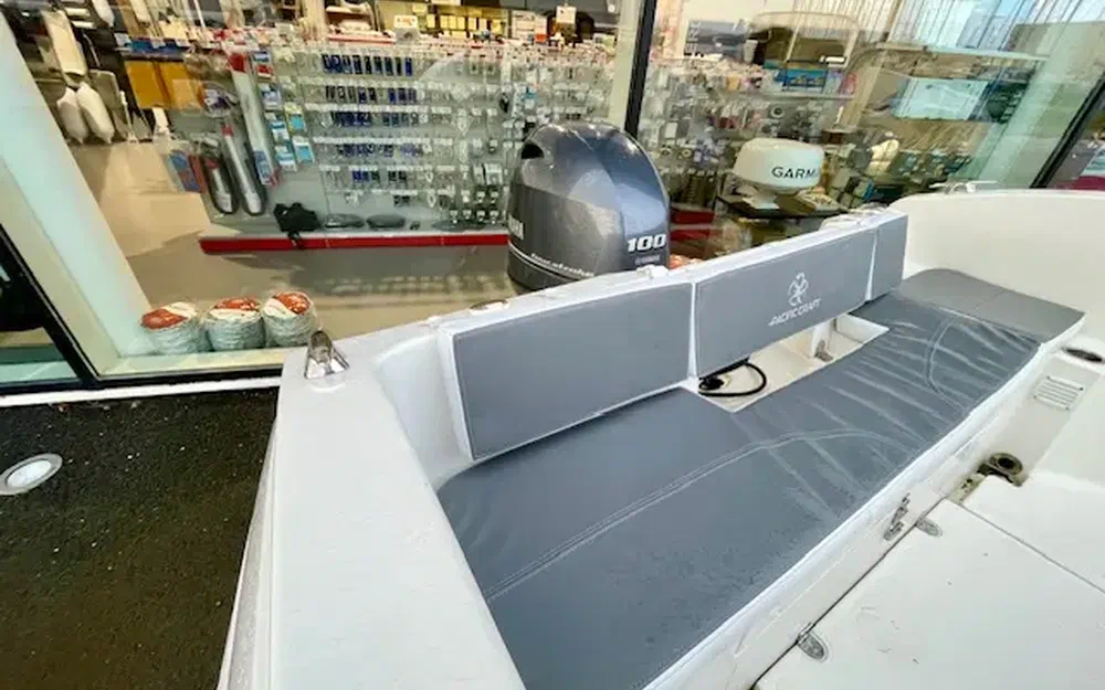 slider 18 Pacific Craft 545 Open