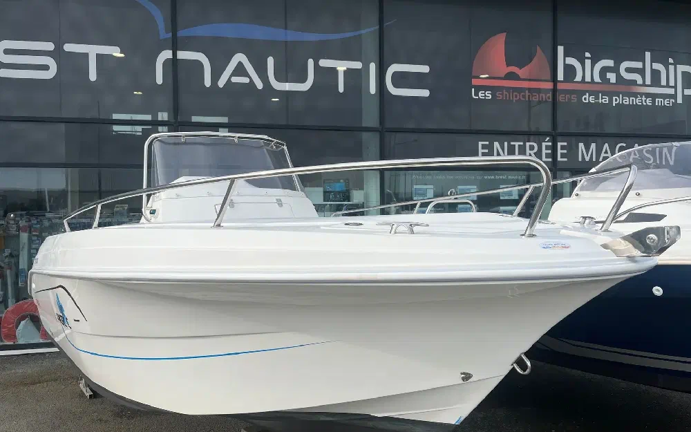 slider 1 Pacific Craft  545 Open