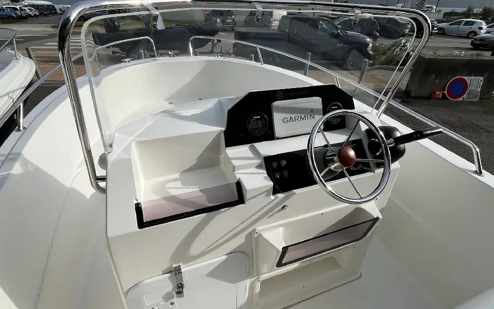 slider 7 Pacific Craft  545 Open