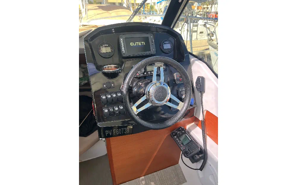 slider 3 Jeanneau Merry Fisher 795