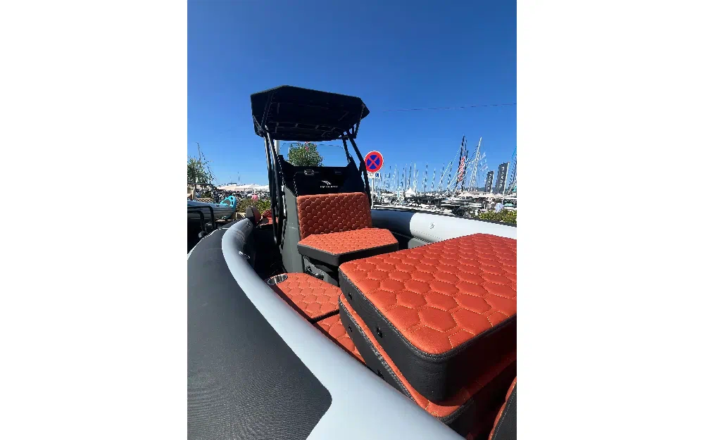 slider 8 Highfield ADV7