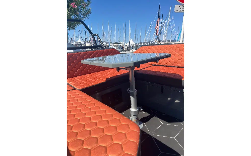 slider 13 Highfield ADV7