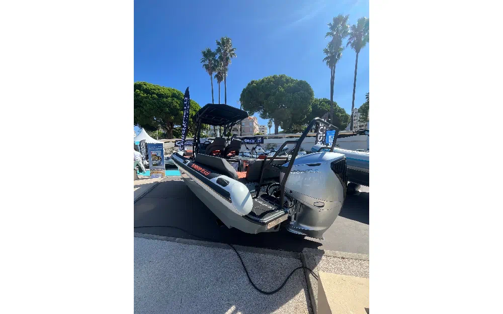 slider 5 Highfield ADV7