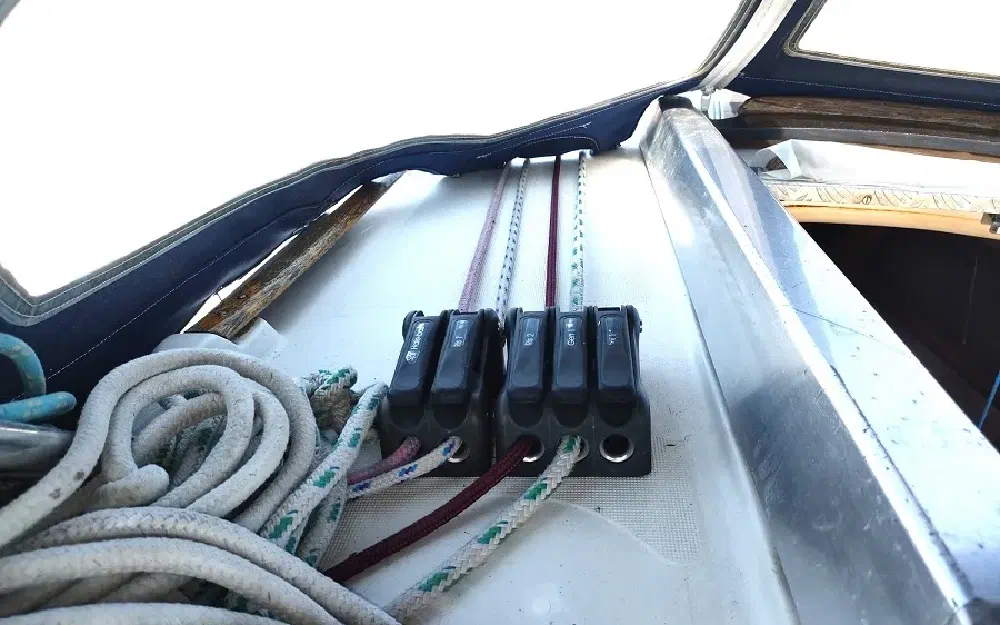 slider 9 Beneteau First 305