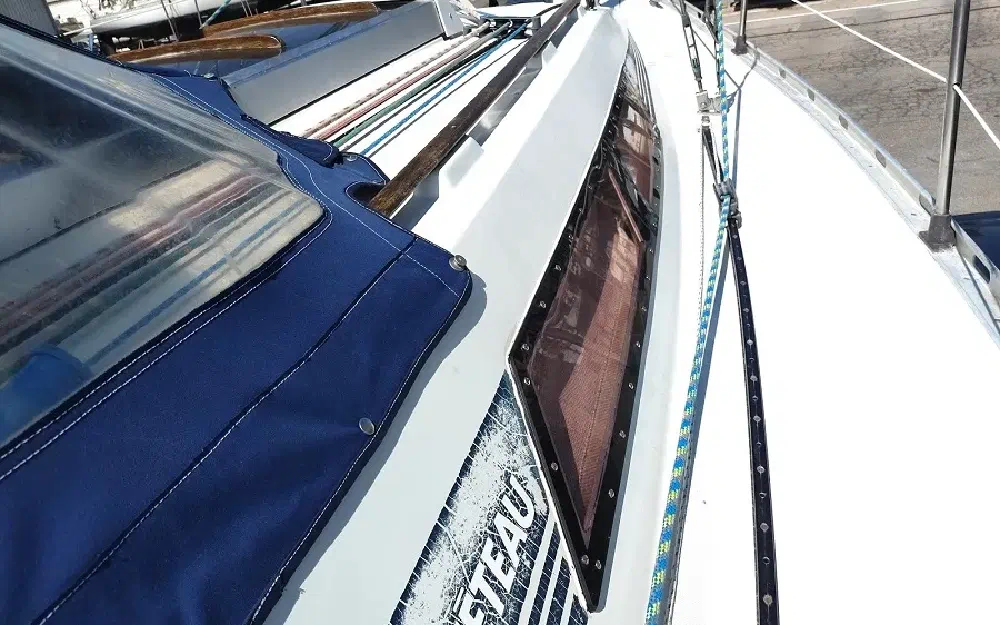 slider 13 Beneteau First 305