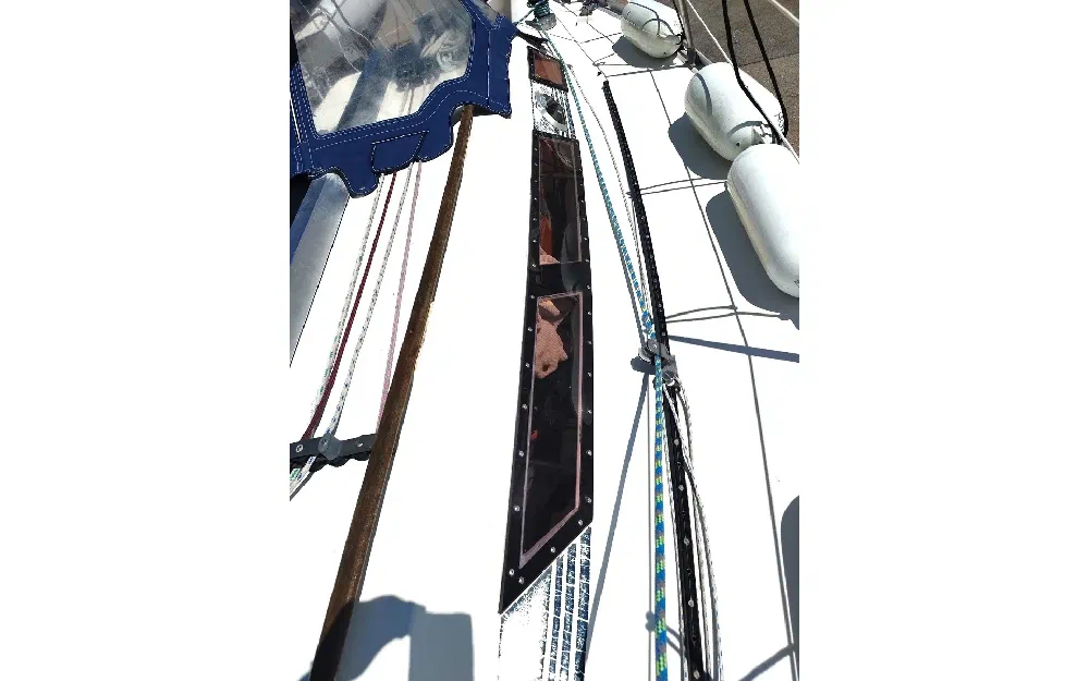 slider 14 Beneteau First 305