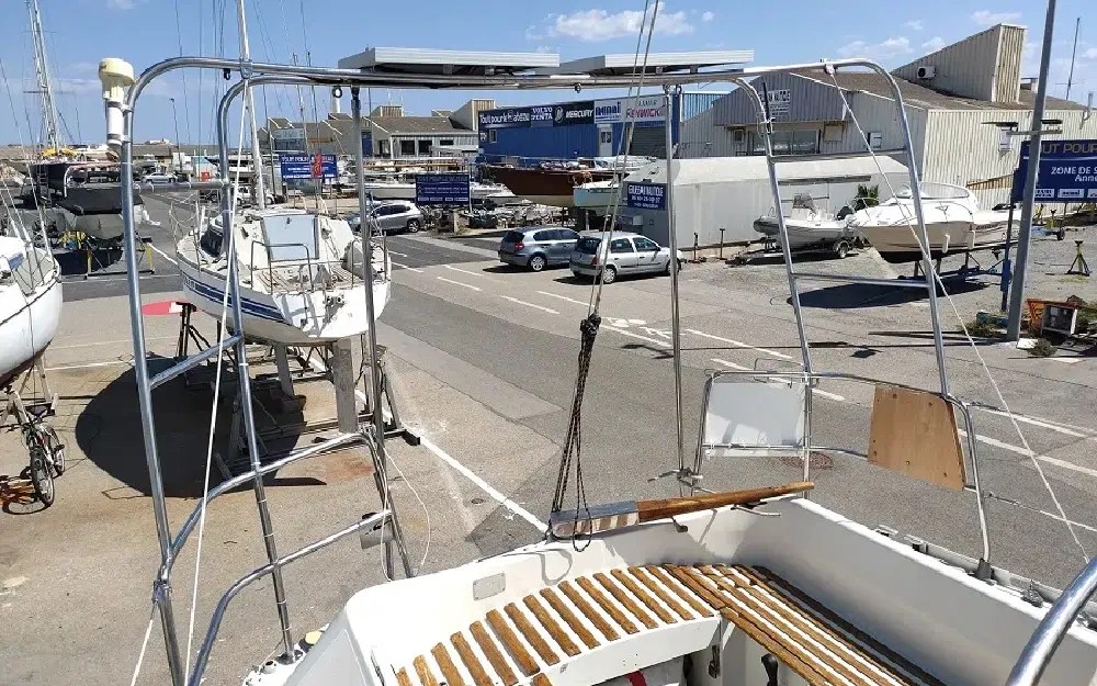 slider 22 Beneteau First 305