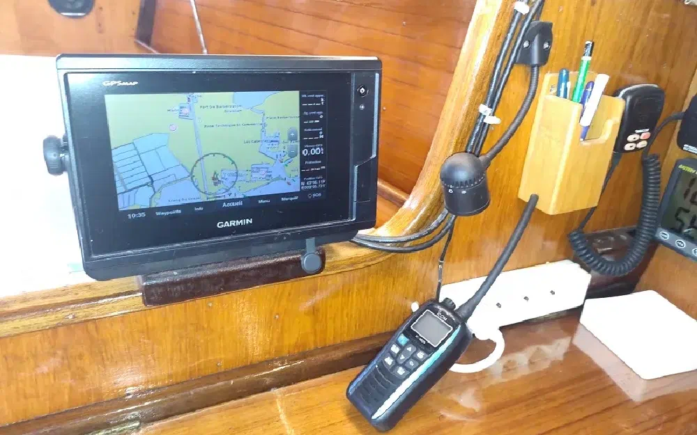 slider 57 Beneteau First 305