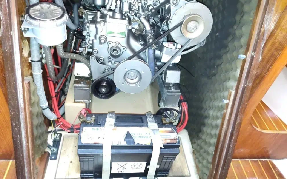 slider 63 Beneteau First 305