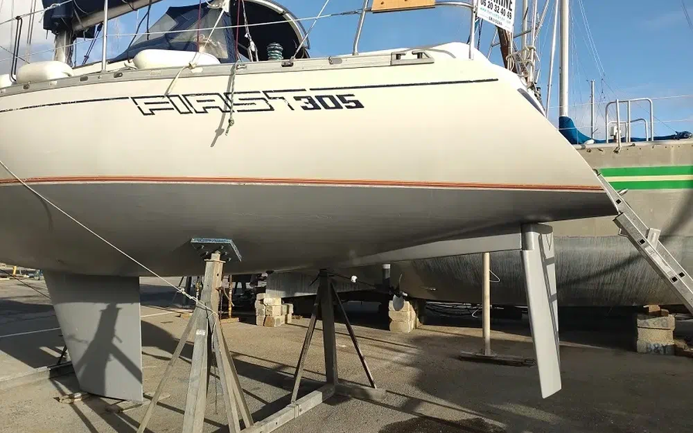 slider 2 Beneteau First 305