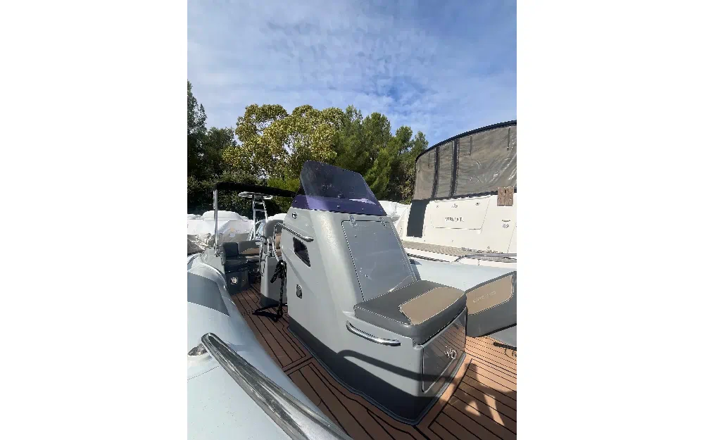 slider 10 Grand Golden Line G750