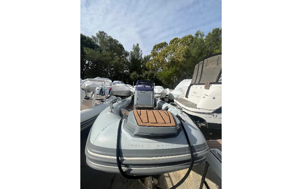 slider 13 Grand Golden Line G750