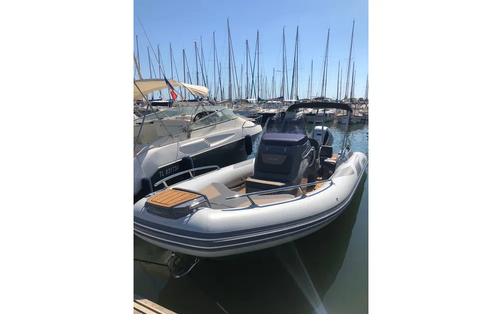 slider 1 Grand Golden Line G750