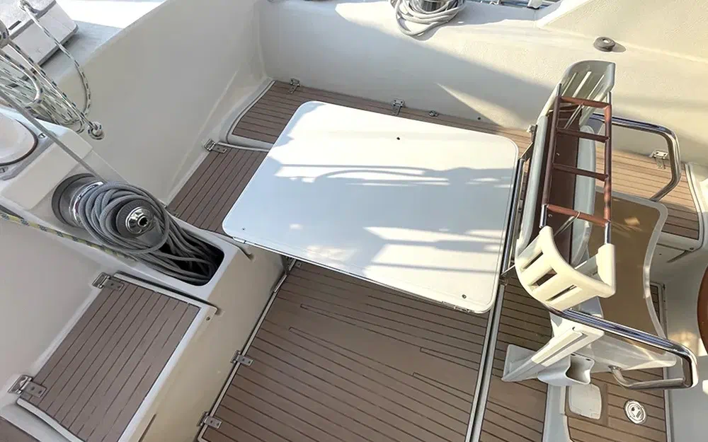 slider 9 Amel Super Maramu 2000