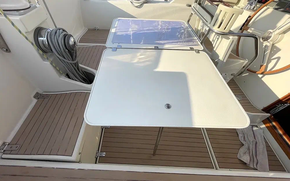 slider 10 Amel Super Maramu 2000