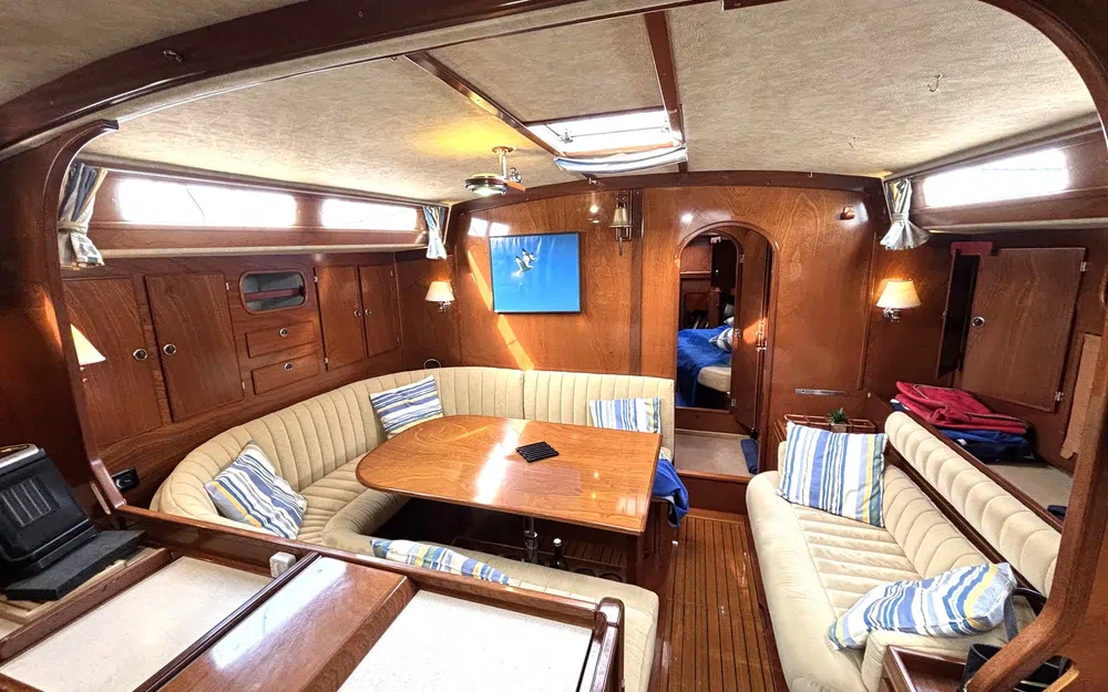 slider 16 Amel Super Maramu 2000