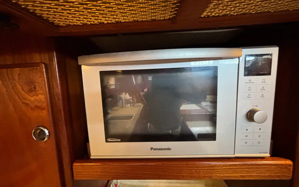 slider 43 Amel Super Maramu 2000