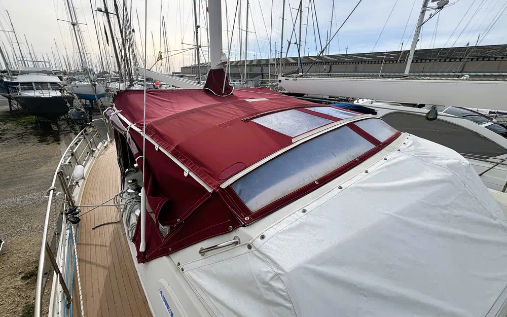 slider 4 Amel Super Maramu 2000