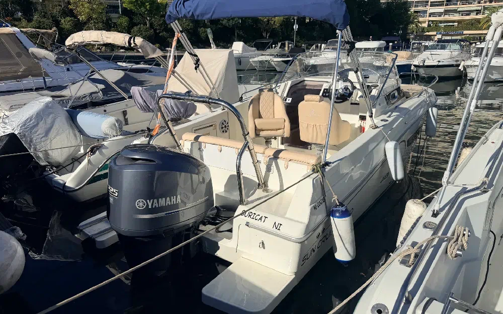 slider 1 Pacific Craft  700 SC