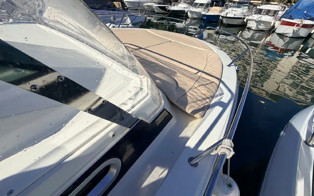 slider 6 Pacific Craft  700 SC